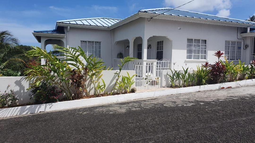 Selen'S Apartment In Ti Rocher Micoud Saint Lucia Экстерьер фото